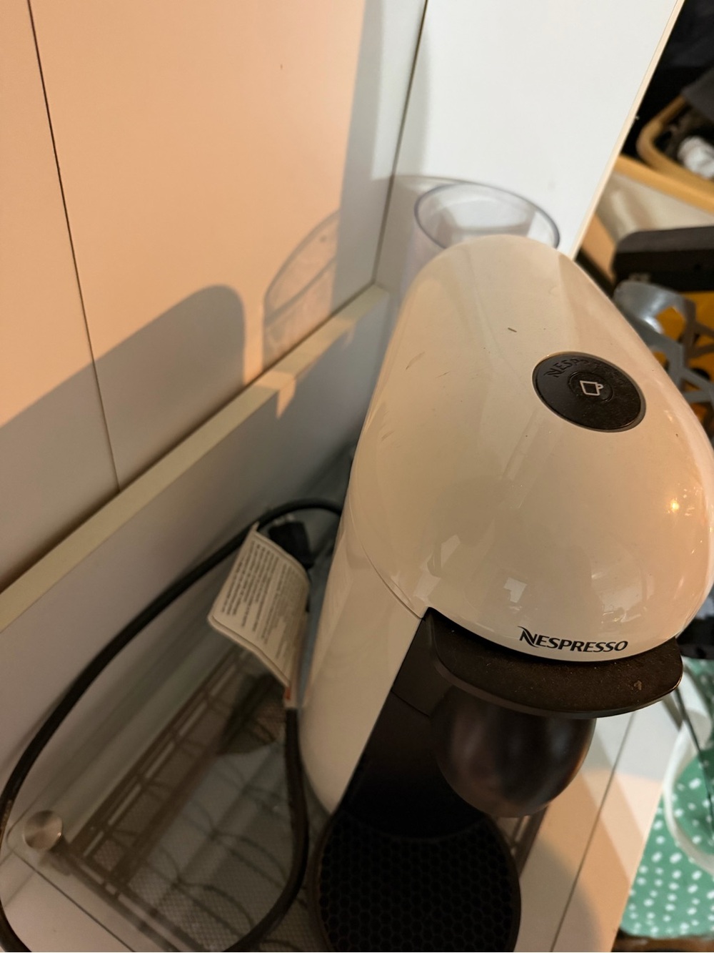 Nespresso machine - Picture 2 of 2